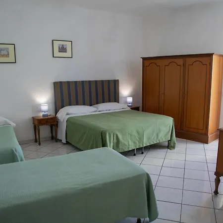 Sunset Hotel 3*