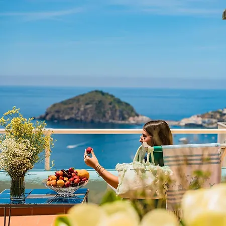 Sunset Hotel 3*